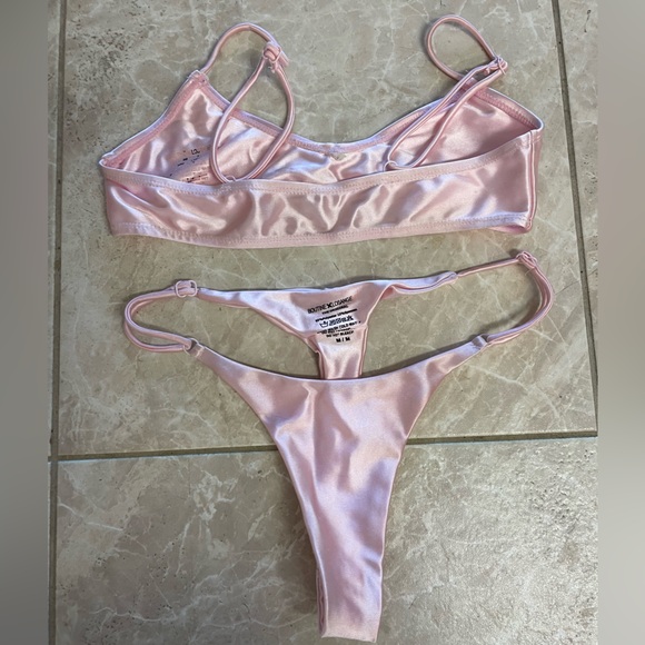 Boutine la pink silk swimsuit - Picture 10 of 14